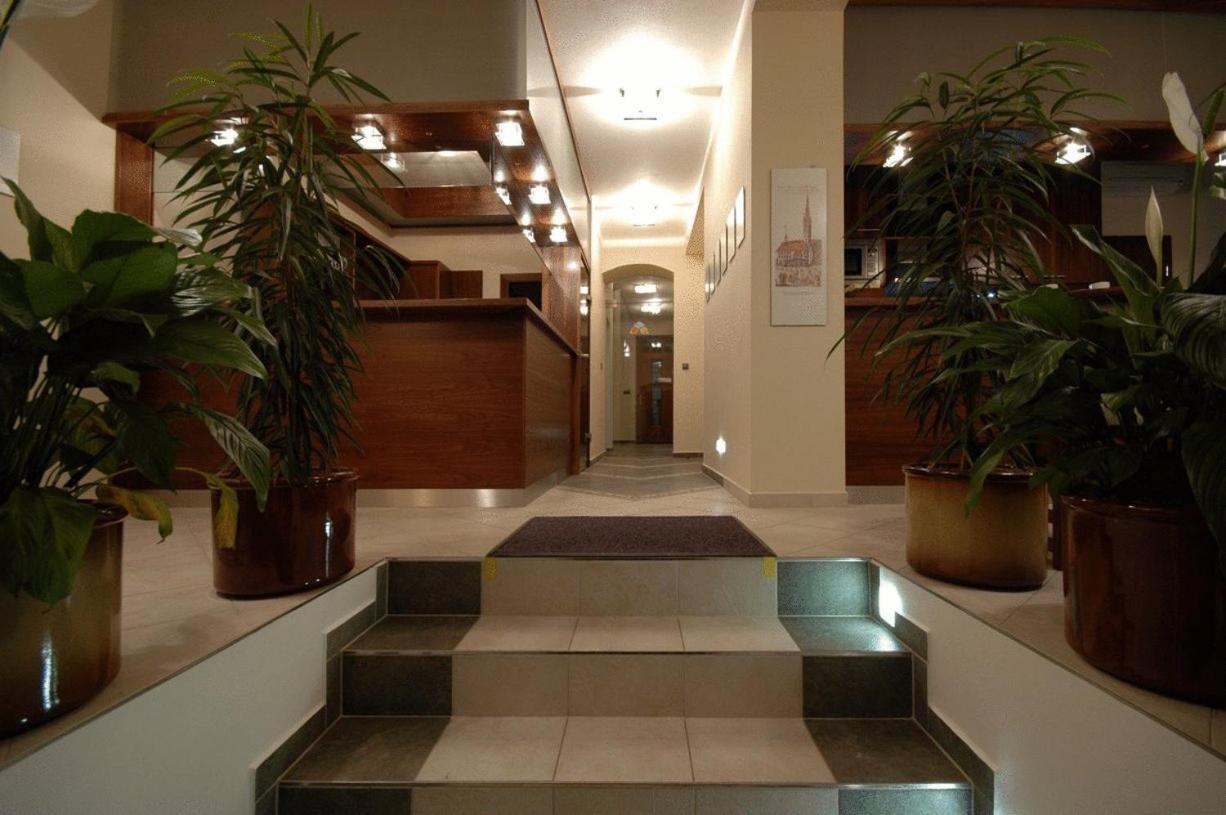 Hotel Penzion Na Hrade Olomouc Buitenkant foto