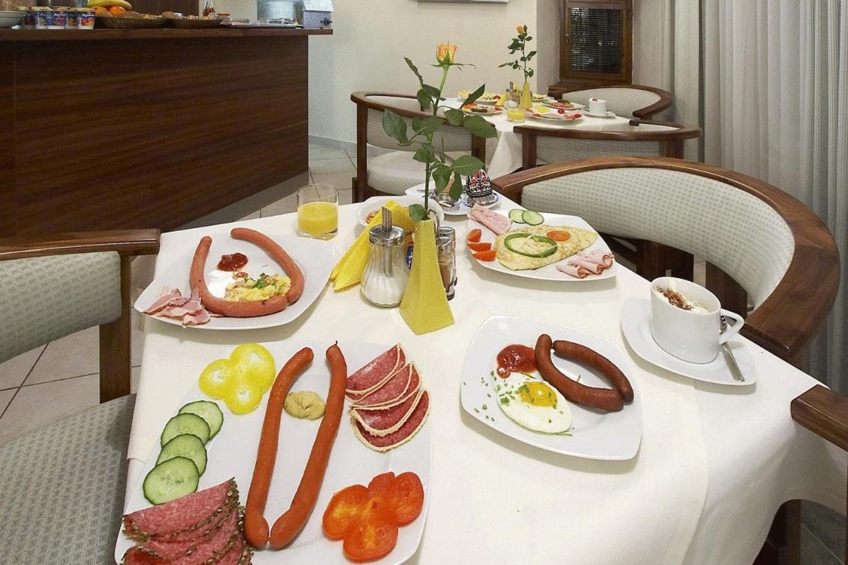 Hotel Penzion Na Hrade Olomouc Buitenkant foto