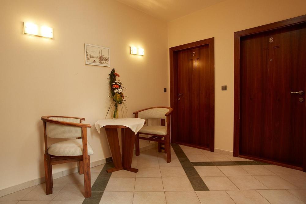 Hotel Penzion Na Hrade Olomouc Buitenkant foto