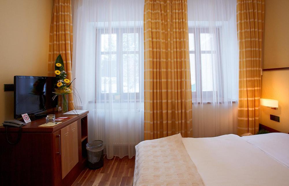 Hotel Penzion Na Hrade Olomouc Kamer foto